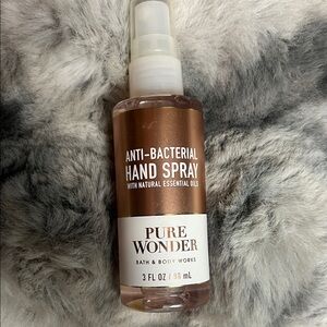 Bath & Body Works Pure Wonder Anti-Bacterial Hand Spray